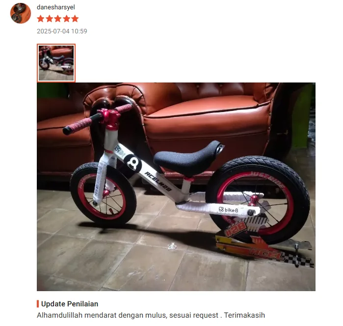 Ulasan pelanggan dengan foto pushbike dan paddock custom yang diterima sesuai permintaan